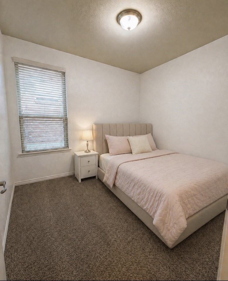 305 Rustic Oak Ln - Photo 7 of 18