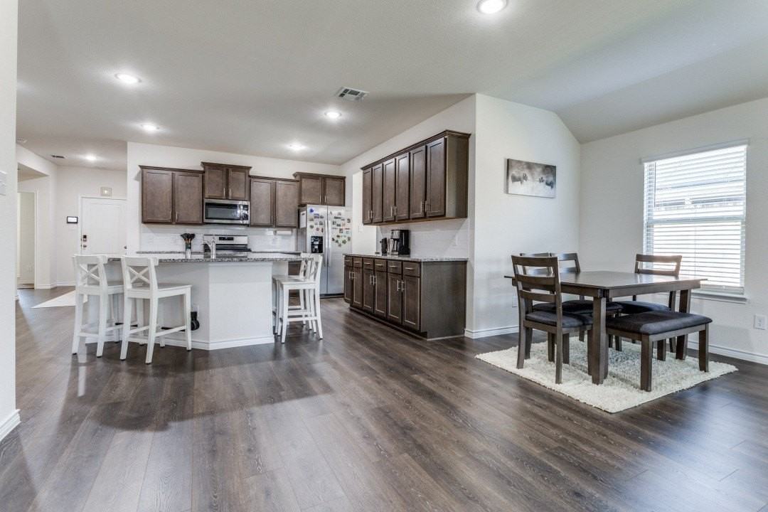 603 Calm Springs Dr - Photo 2 of 25