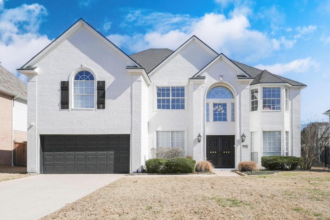 5514 Plantation Ln - Photo 2 of 35