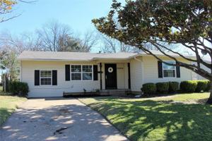 featured image of 12028 Hoblitzelle Dr