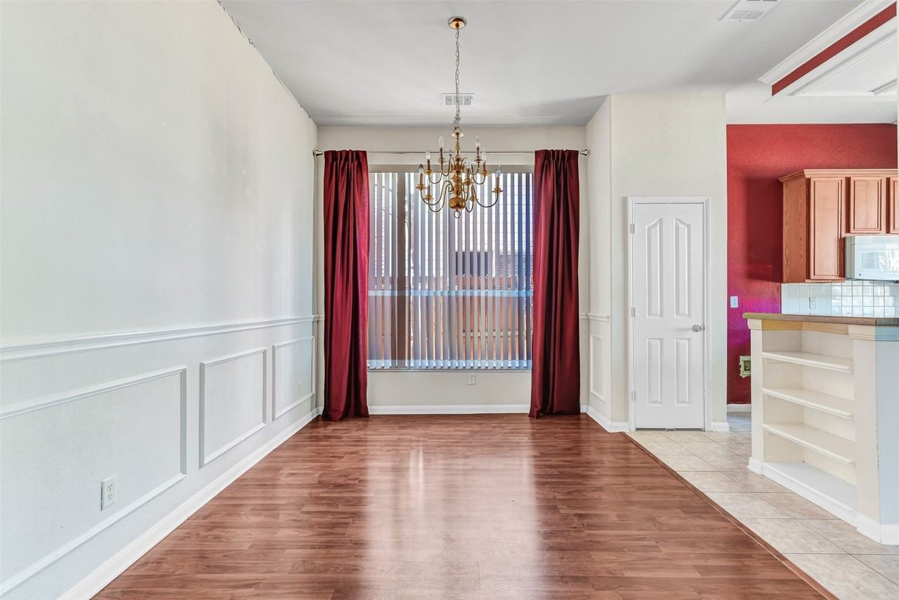 3356 Woodberry Ln - Photo 6 of 17