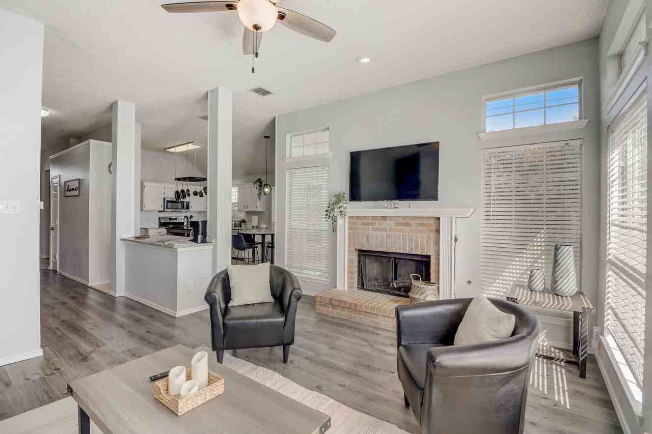 6302 Mount Vernon Dr - Photo 7 of 32