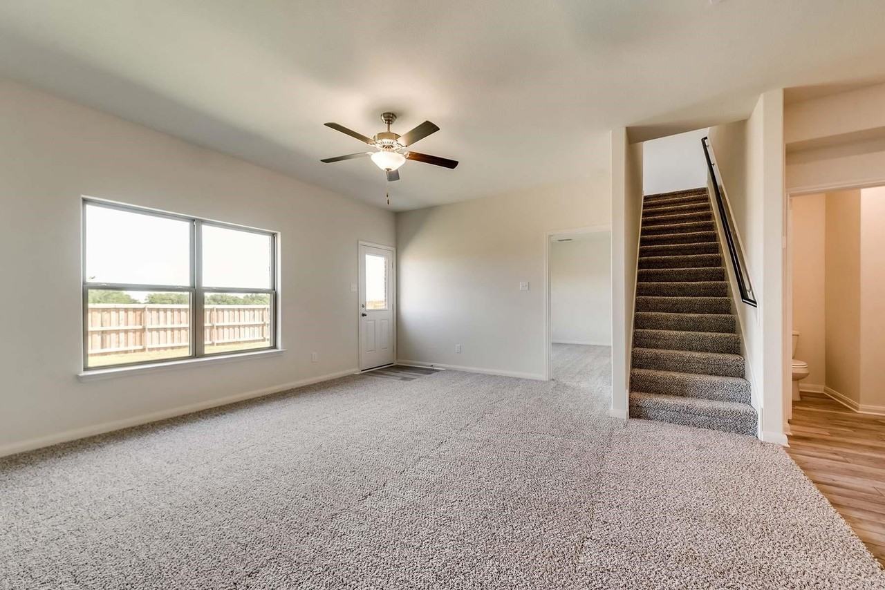 3024 Chico Dr - Photo 2 of 12