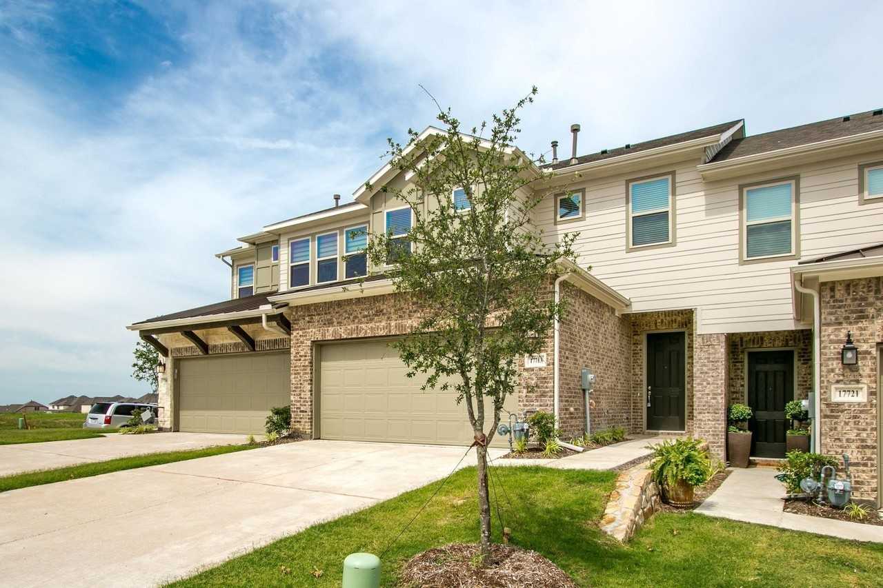 17713 Coralberry Dr - Photo 2 of 25