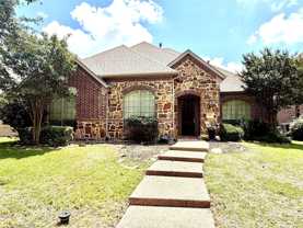 509 S Hampton Ct - Photo 1 of 1