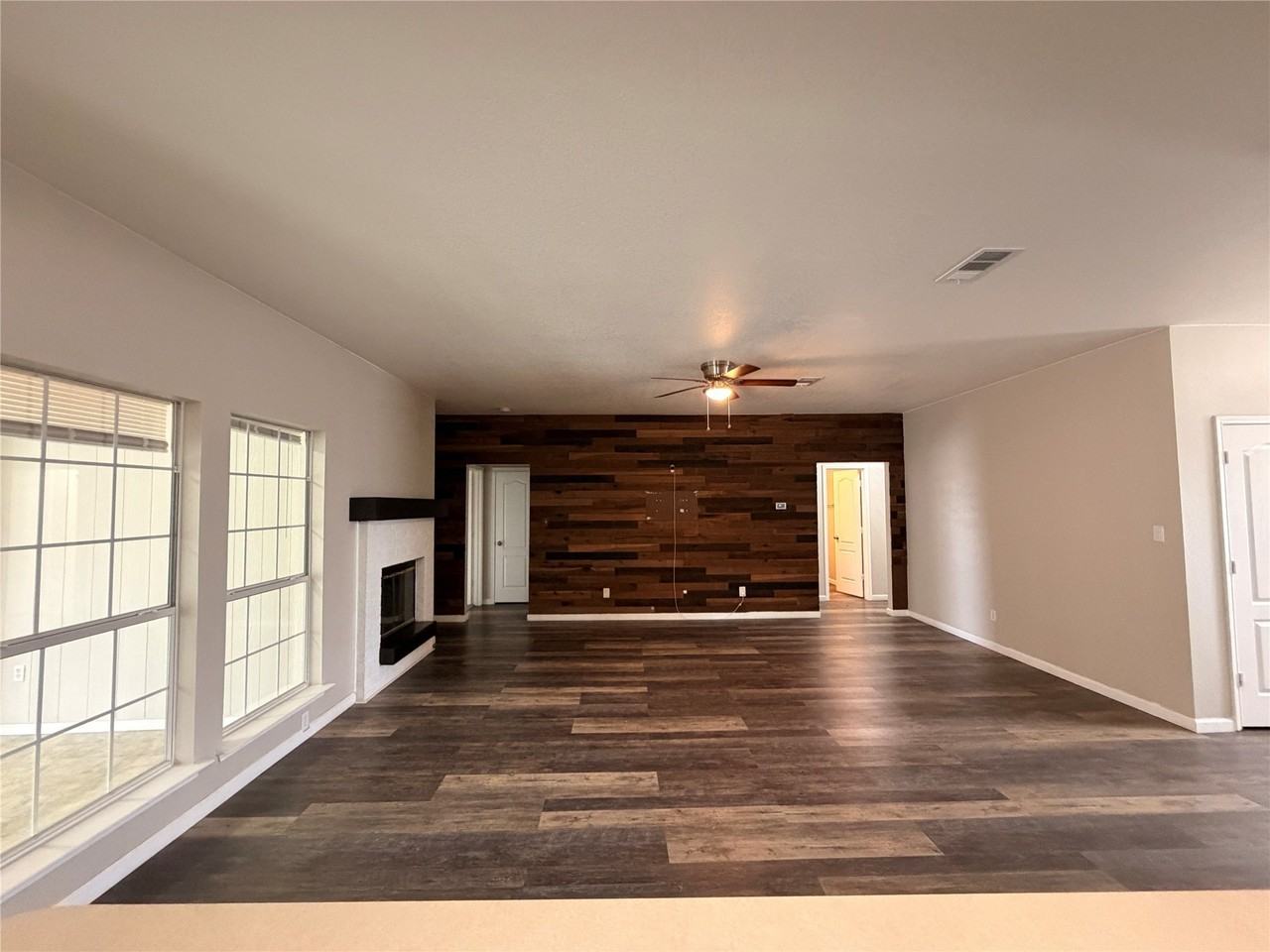 2131 Post Wood Ln - Photo 6 of 22