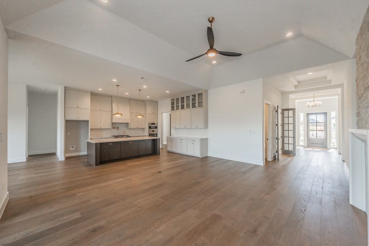 105 Bel Grand Rd - Photo 5 of 37