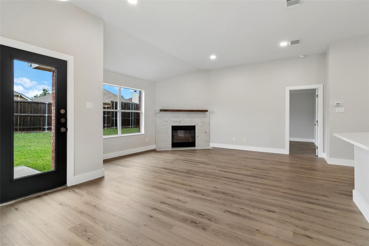 2825 Enchanted Eve Dr - Photo 5 of 24