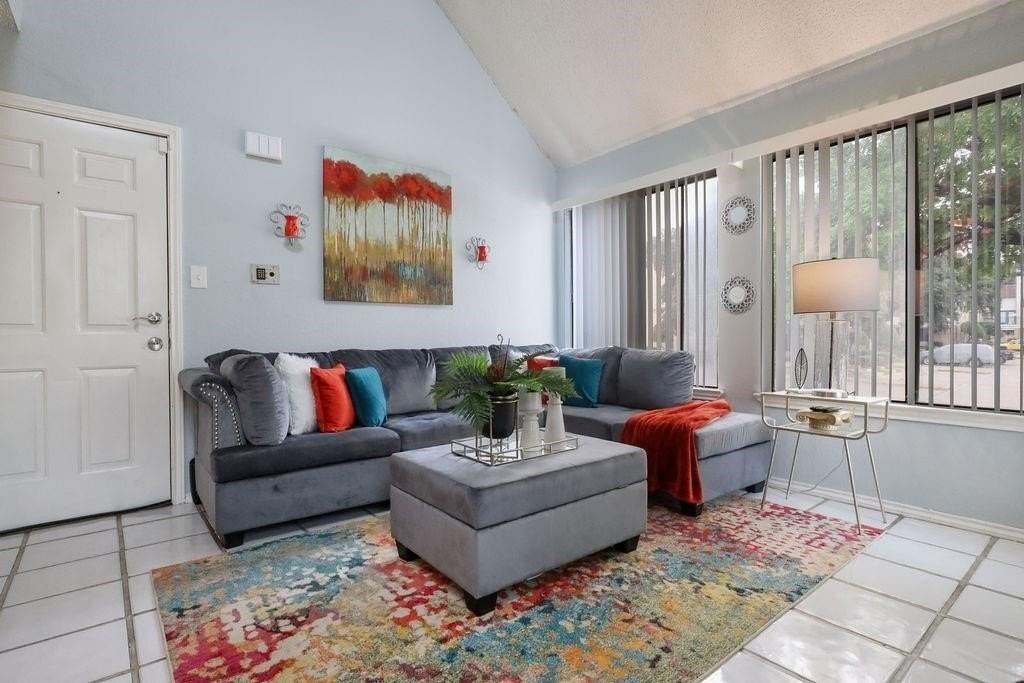 2300 Bamboo Dr #N211 - Photo 6 of 39