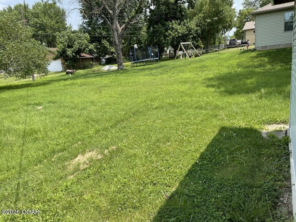 1417 Crow St - Photo 5 of 29
