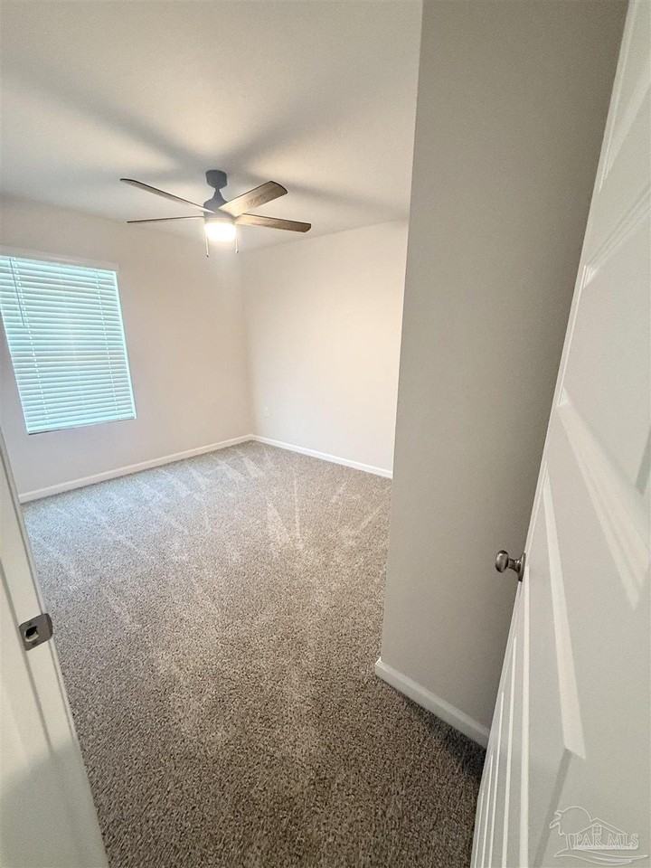 4335 Redbay Ct - Photo 6 of 30