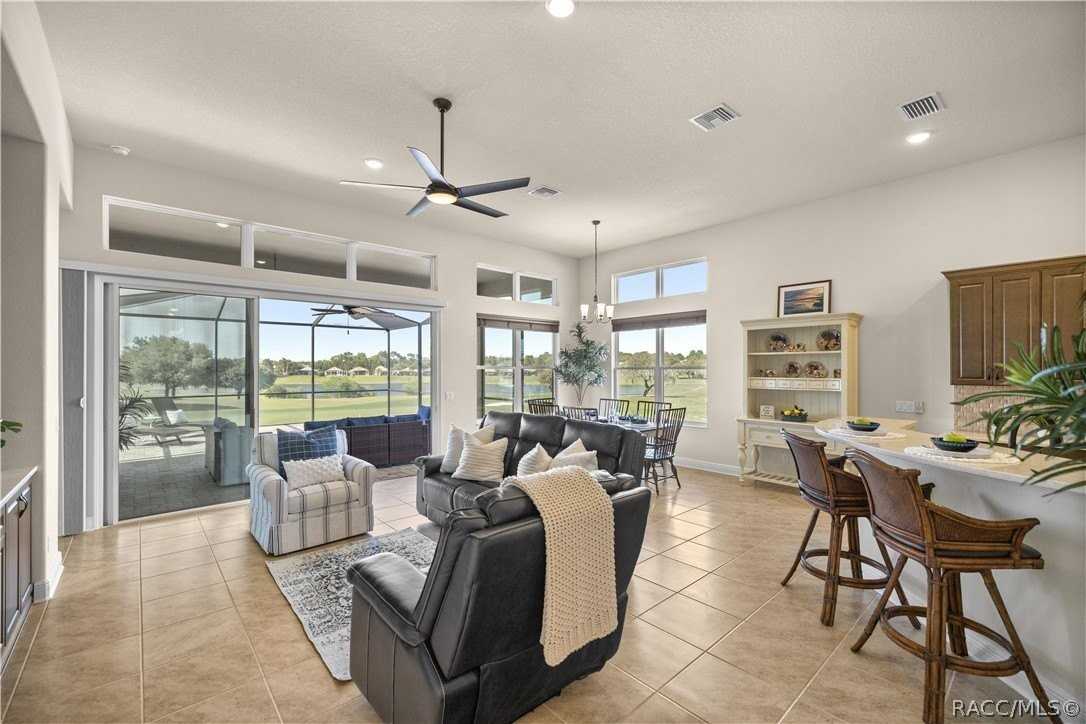 1335 W Greenmeadow Path - Photo 7 of 50