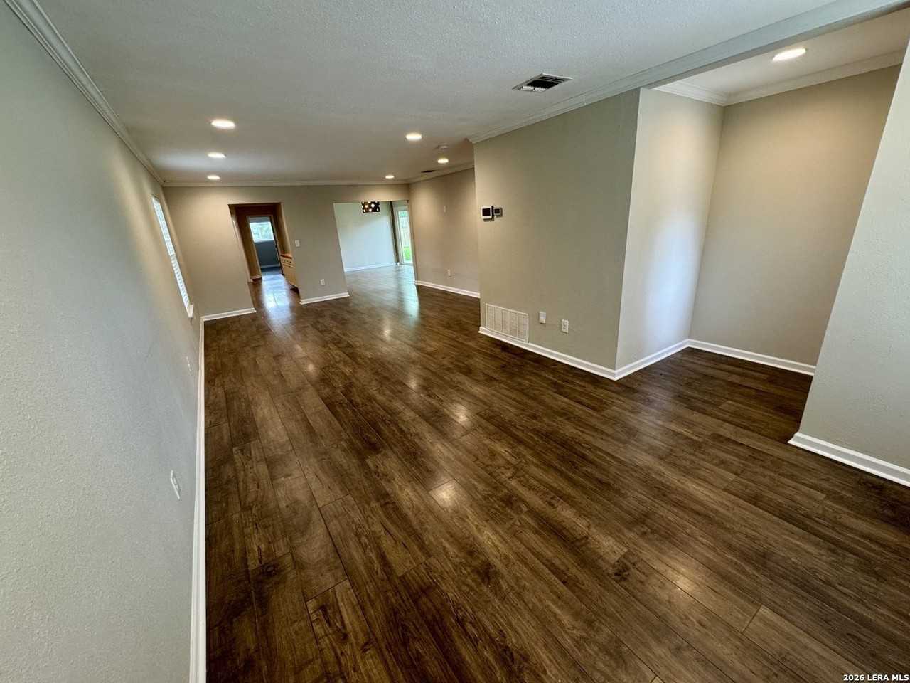 1723 Corita St - Photo 7 of 35