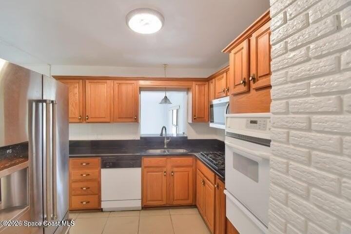 102 1st St - Photo 6 of 20