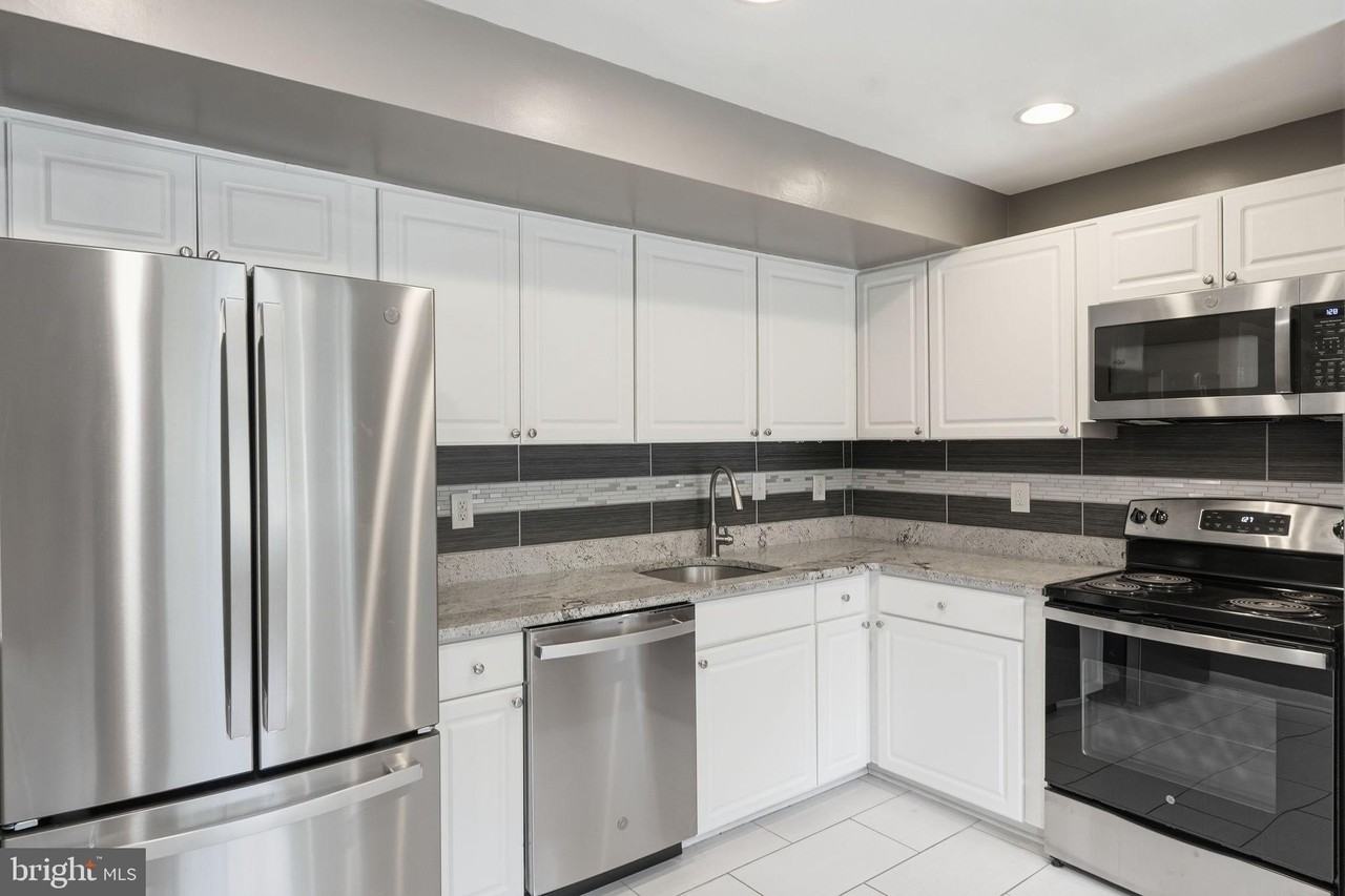 5003 Sentinel Dr #22 - Photo 7 of 21