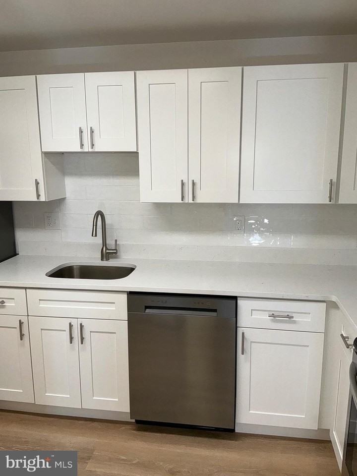 10602 Chisholm Landing Ter - Photo 5 of 34