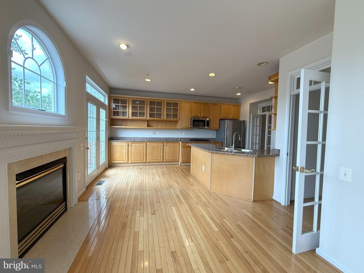 6130 Stonehenge Pl #7 - Photo 4 of 34