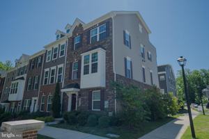 featured image of 8210 Goldstone Ct