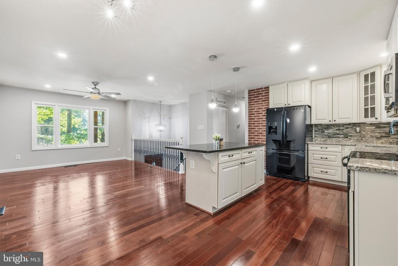 301 Wicomico Rd - Photo 6 of 38