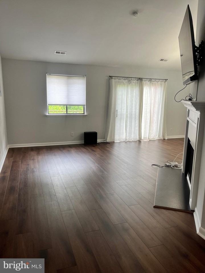 802-B Cypress Point Cir - Photo 3 of 16