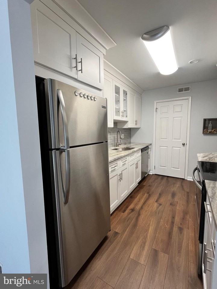 802-B Cypress Point Cir - Photo 7 of 16