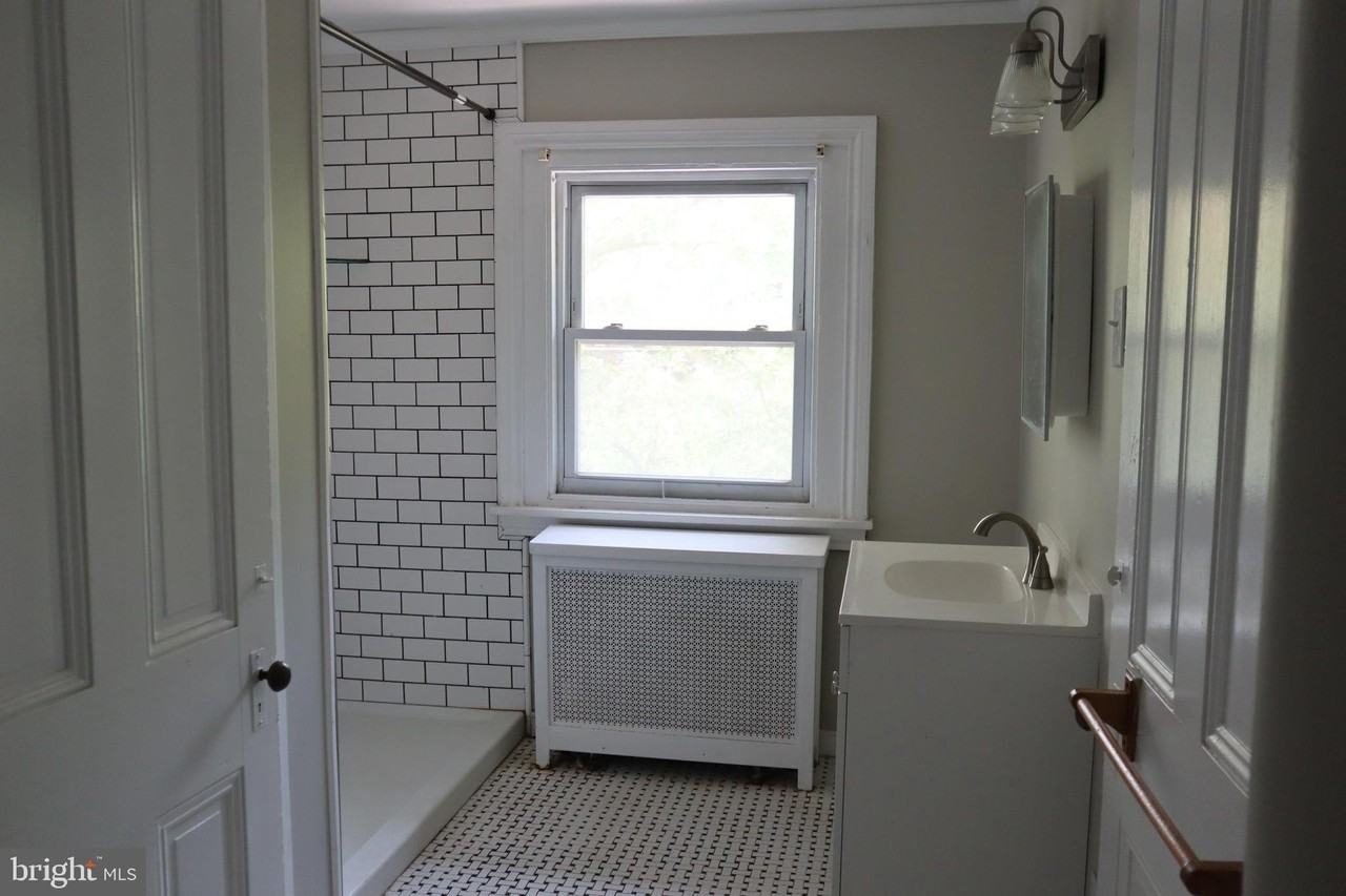 101 Main St #3F - Photo 7 of 8