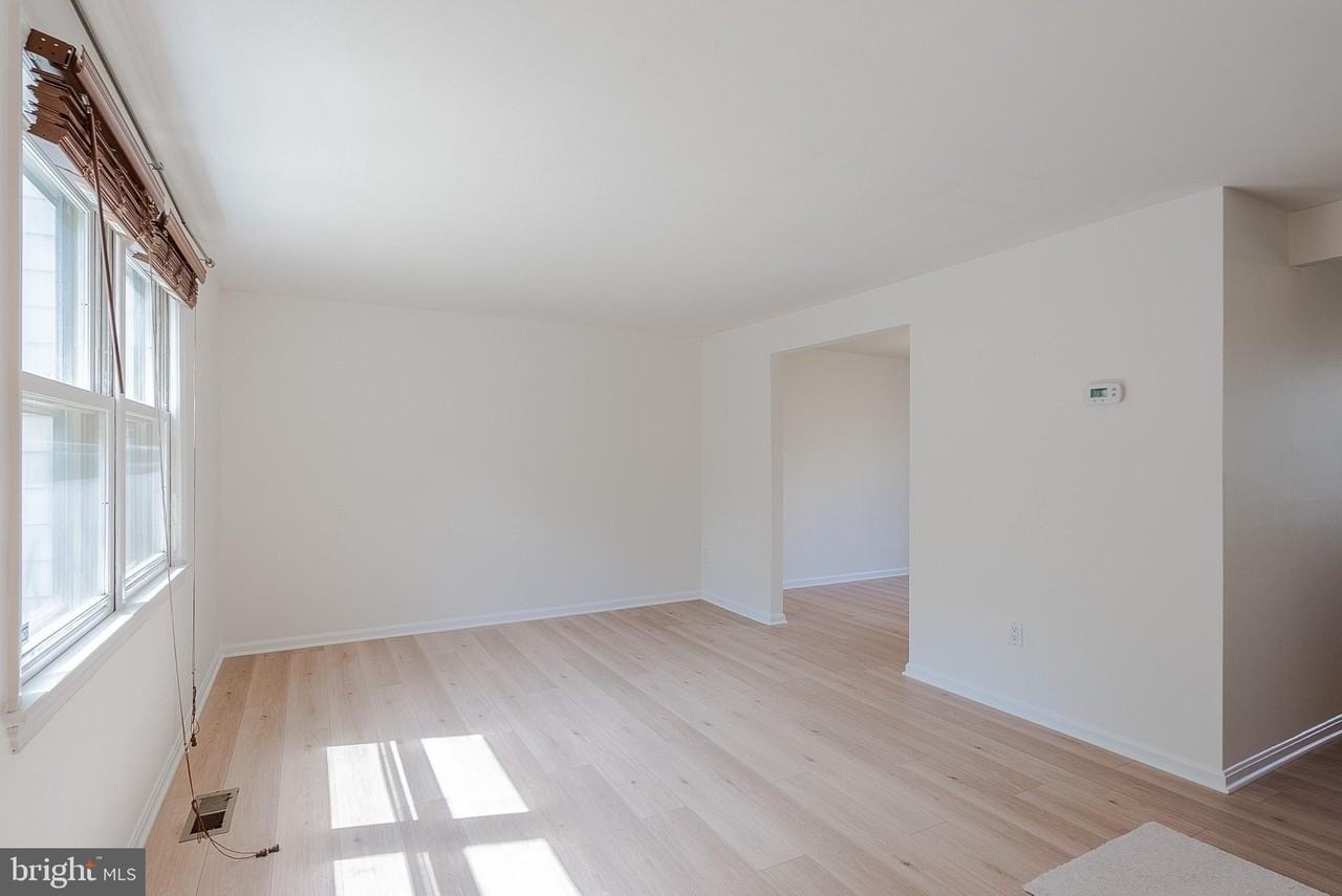3048 Silent Valley Dr - Photo 6 of 36