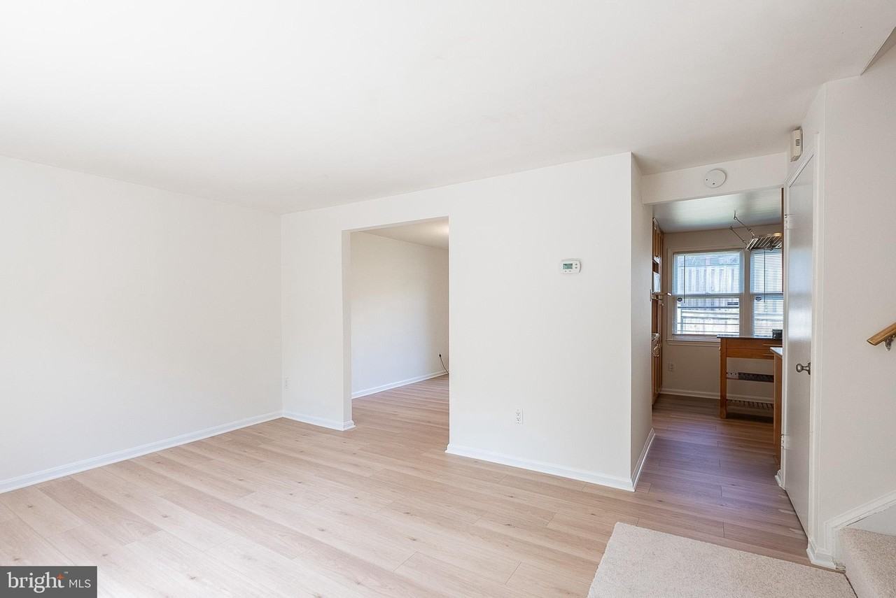 3048 Silent Valley Dr - Photo 7 of 36
