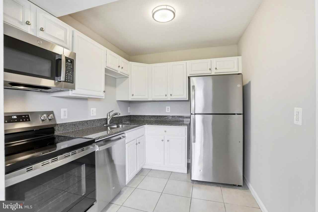 125-P Clubhouse Dr Sw #10 - Photo 7 of 19