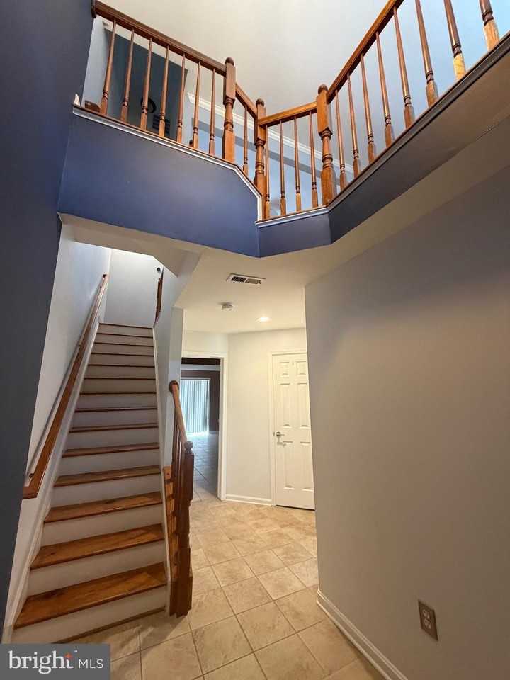 14397 Madrigal Dr - Photo 4 of 18