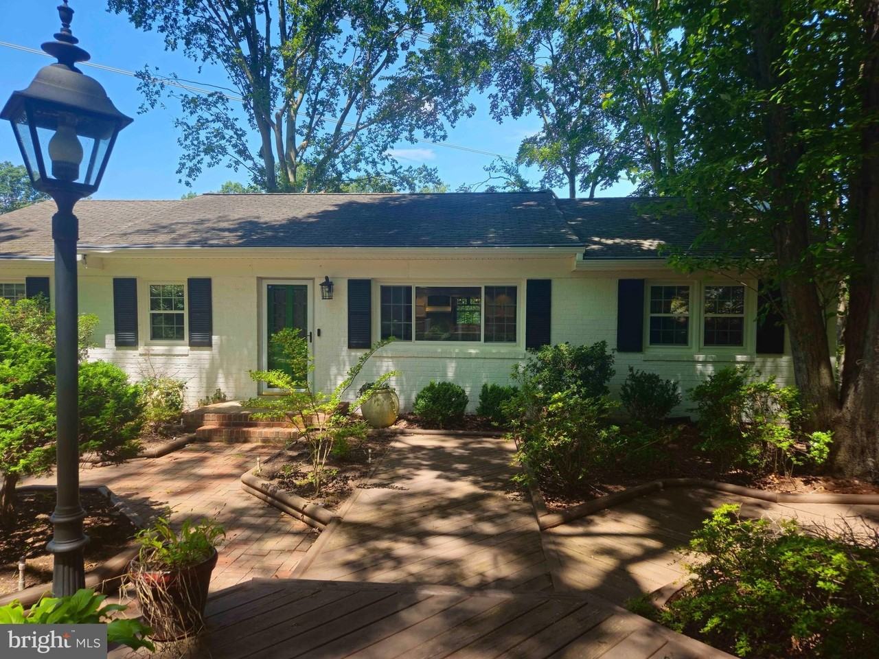 159 Olde Concord Rd - Photo 2 of 50