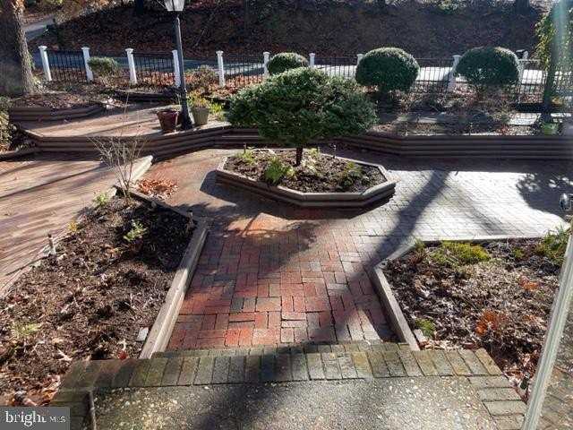 159 Olde Concord Rd - Photo 3 of 50