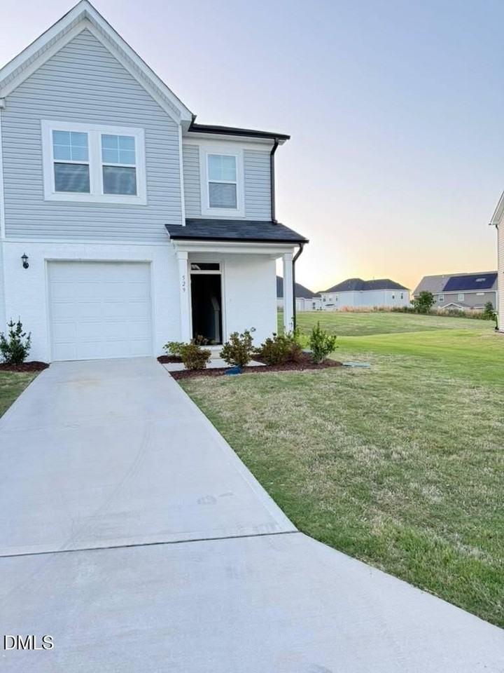 529 Eversden Dr - Photo 2 of 35