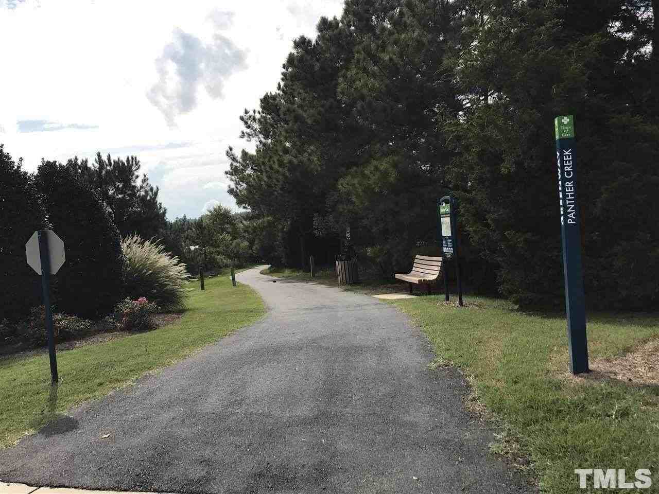 113 Ballyliffen Ln - Photo 7 of 17