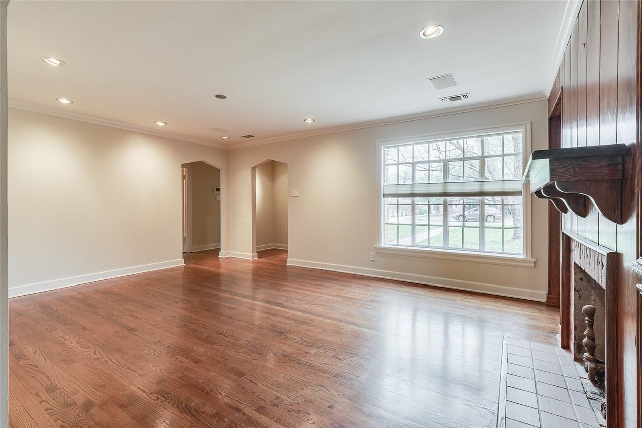 3624 Westcliff Rd S - Photo 3 of 23