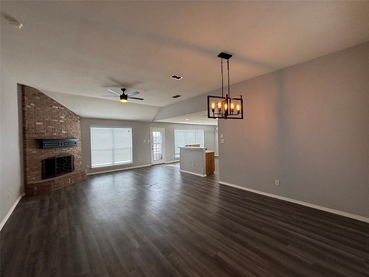 112 Pepperbush Ln - Photo 2 of 21