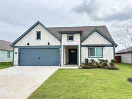 featured image of 811 Orchid Way