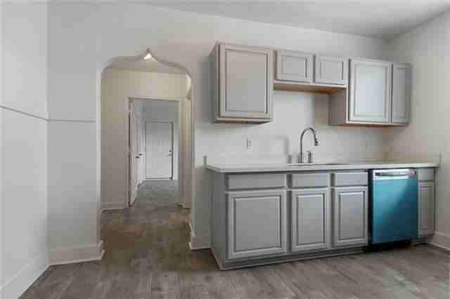 5122 Willow St ##A - Photo 5 of 13