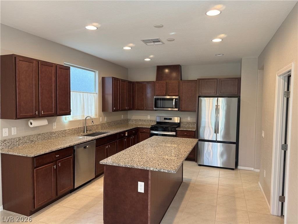 18 Pivot Ave - Photo 2 of 17