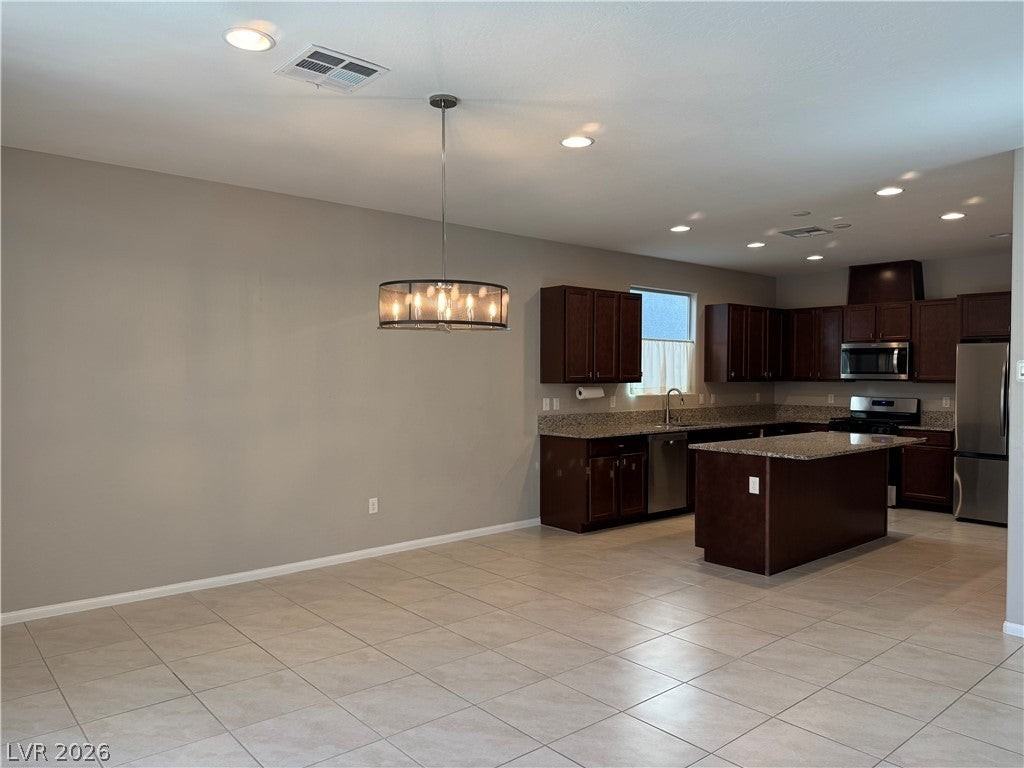 18 Pivot Ave - Photo 3 of 17