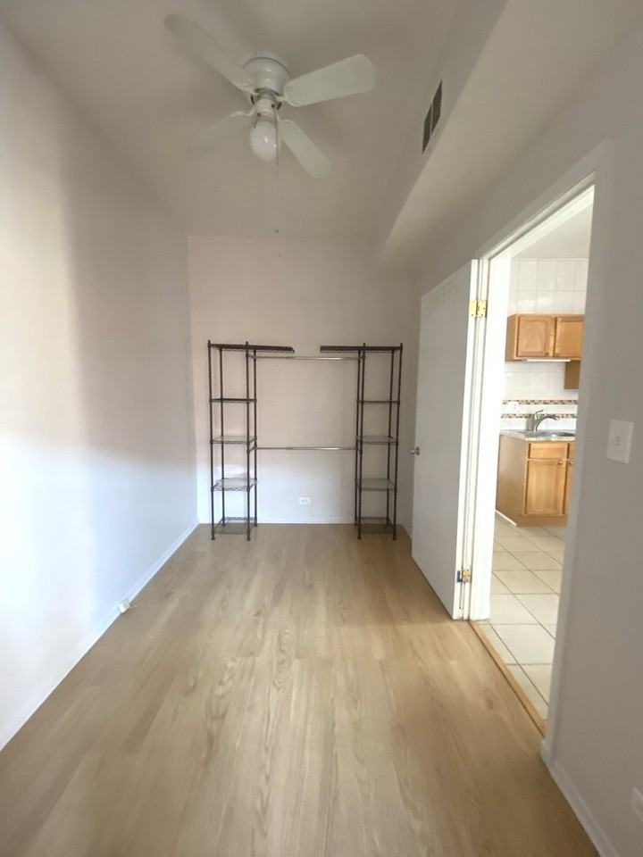 1103 N Ashland Ave ##3r - Photo 6 of 17