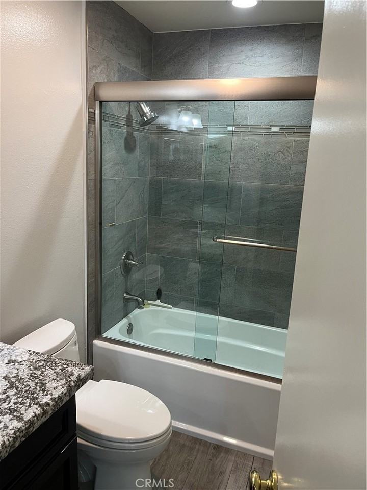 1063 Canyon Spring Ln - Photo 6 of 27