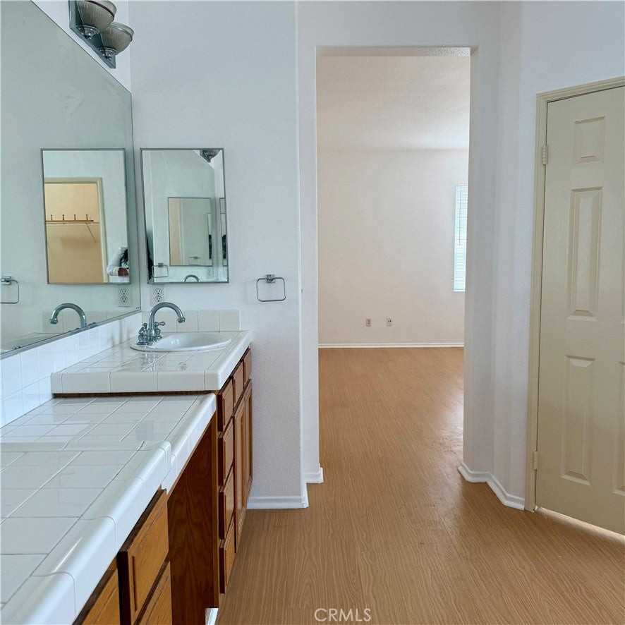 22839 Morro Dr - Photo 7 of 24