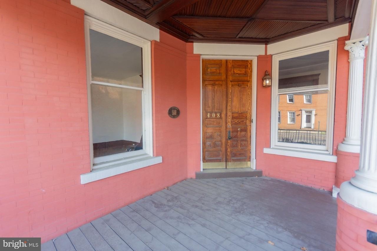 408 W King St - Photo 7 of 50