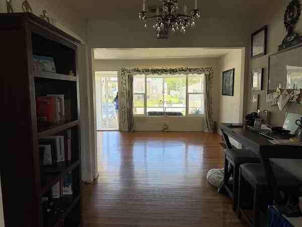 421 Seaview Avenue - Photo 4 of 21
