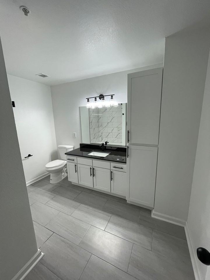 Old Townley Lofts - Photo 5 of 50