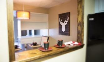 THE LODGE ON BROADWAY - Photo 2 of 10