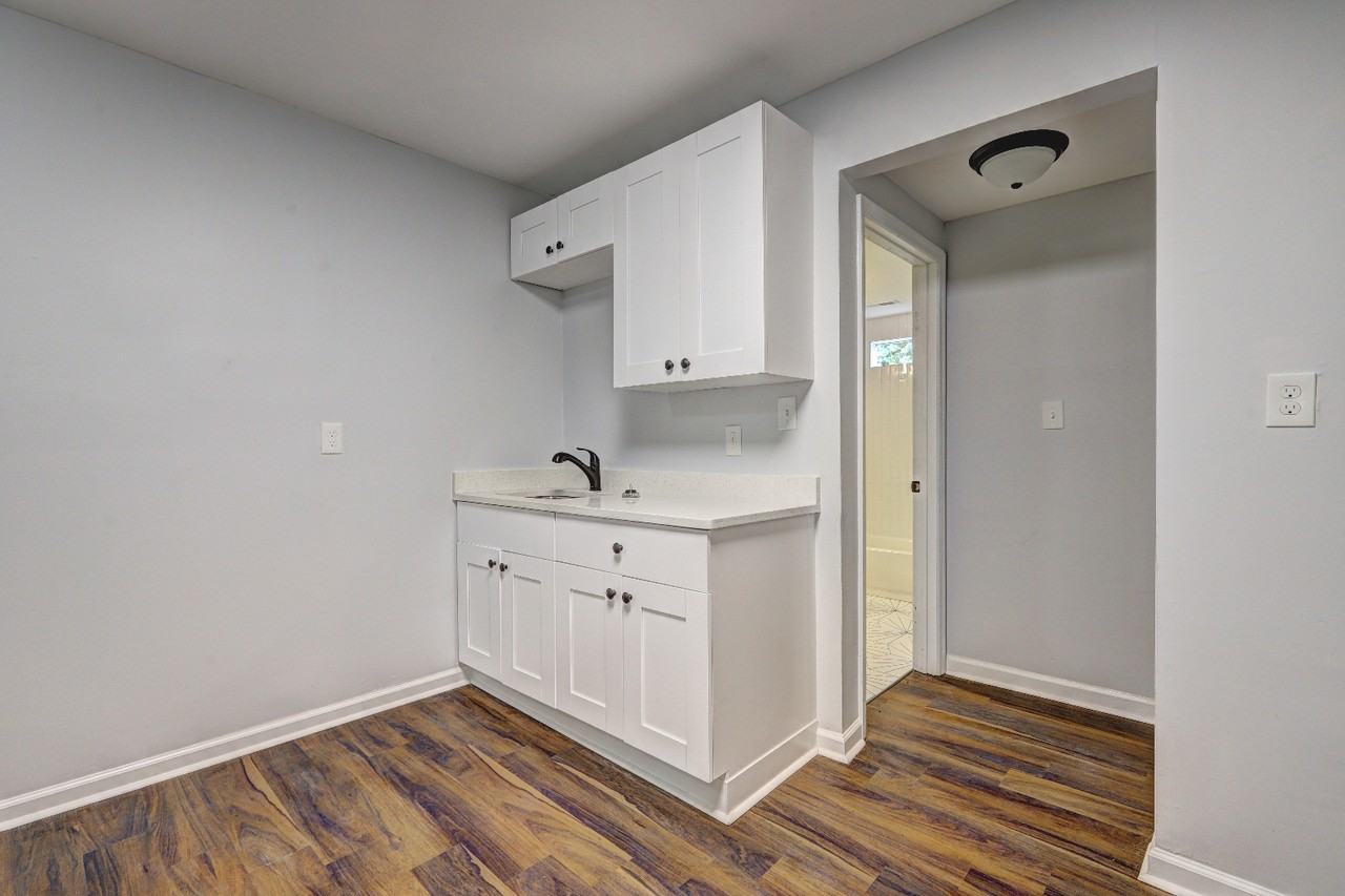 1187 McDaniel Street SouthwestUnit B #B - Photo 7 of 13