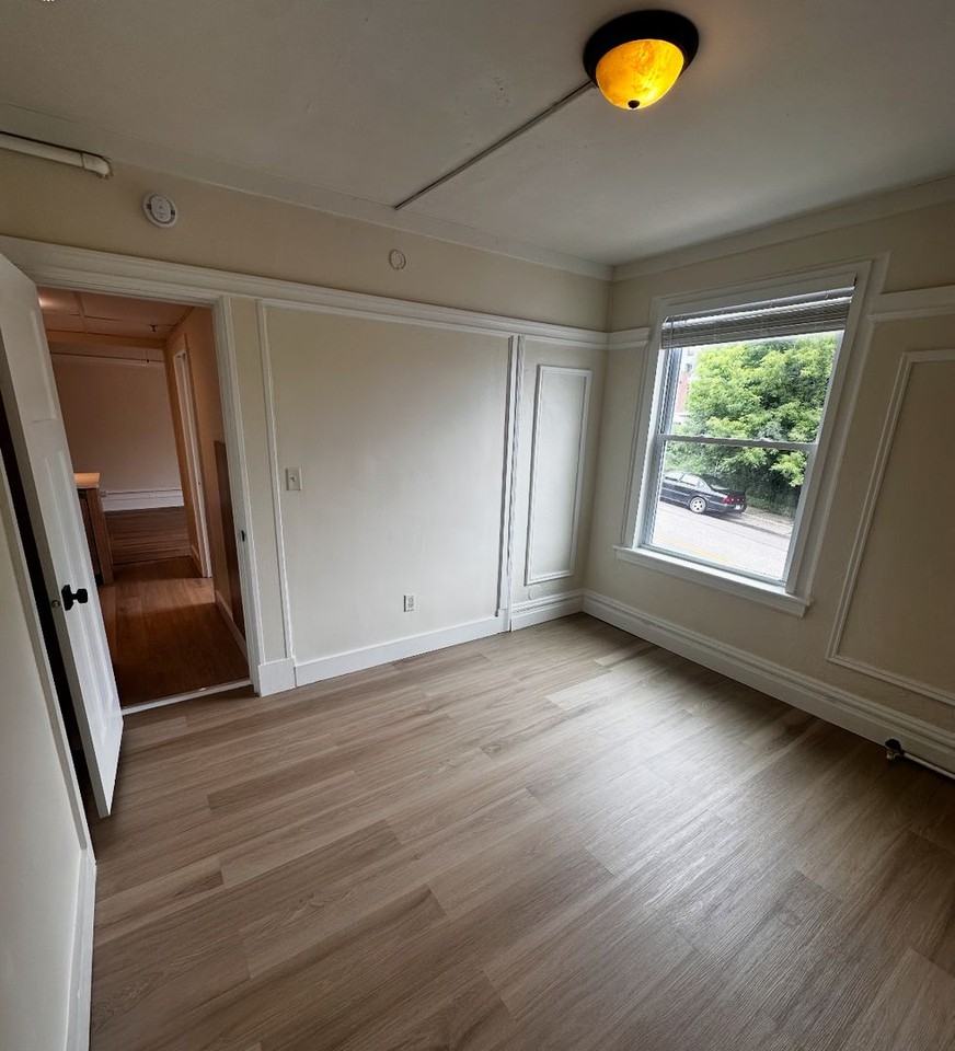 Cascade Apartments - Photo 2 of 36
