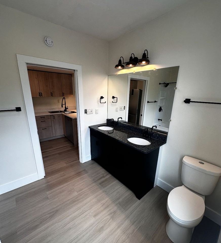 Cascade Apartments - Photo 4 of 36